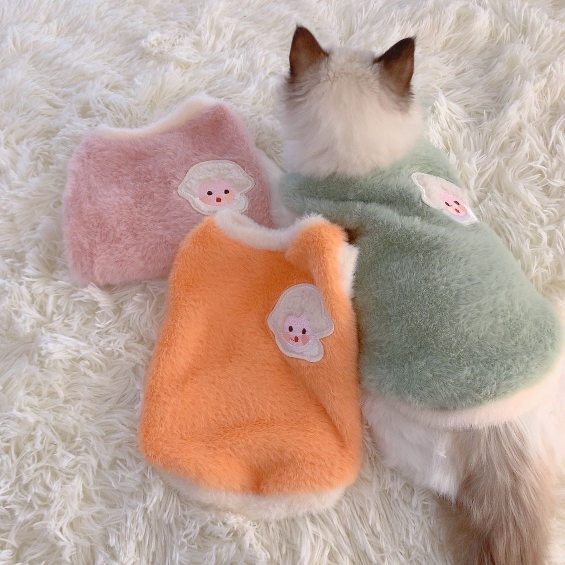 Niedliche Herbst- und Winterkatzenkleidung, warme und dicke Westen für Hunde, verhindert Haarausfall, geeignet für kleine Haustiere und Kätzchen
