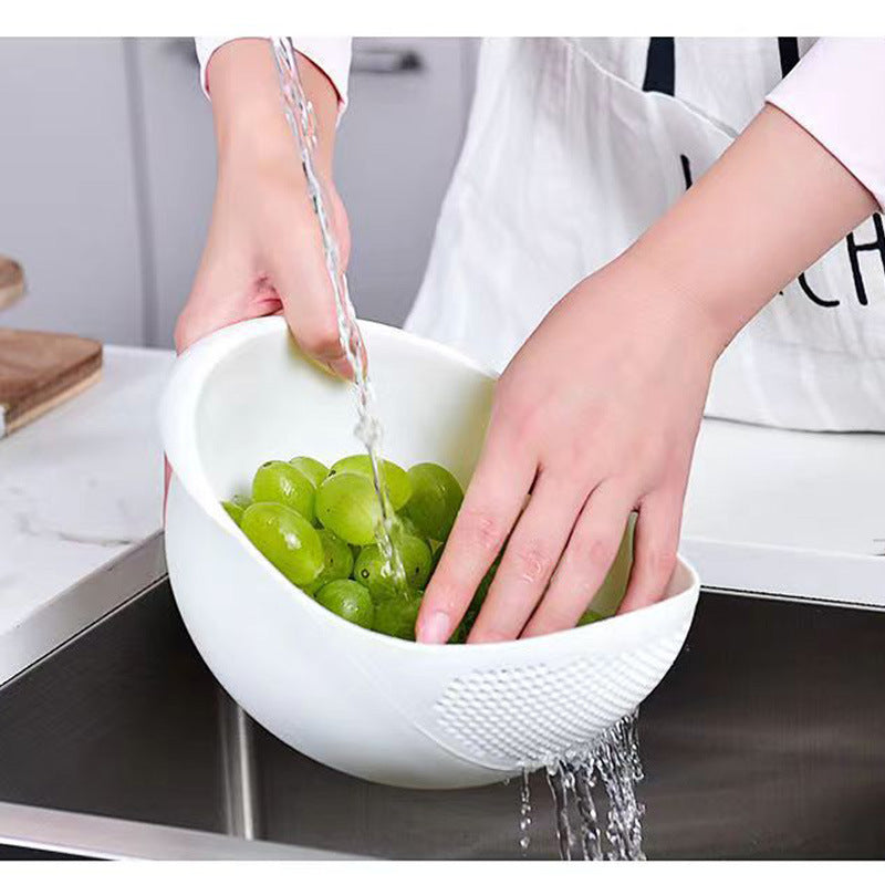 Mehrzweck-Küchensieb aus Kunststoff – kann zum Abtropfen von Obst, Gemüse, Reis und Getreide verwendet werden.