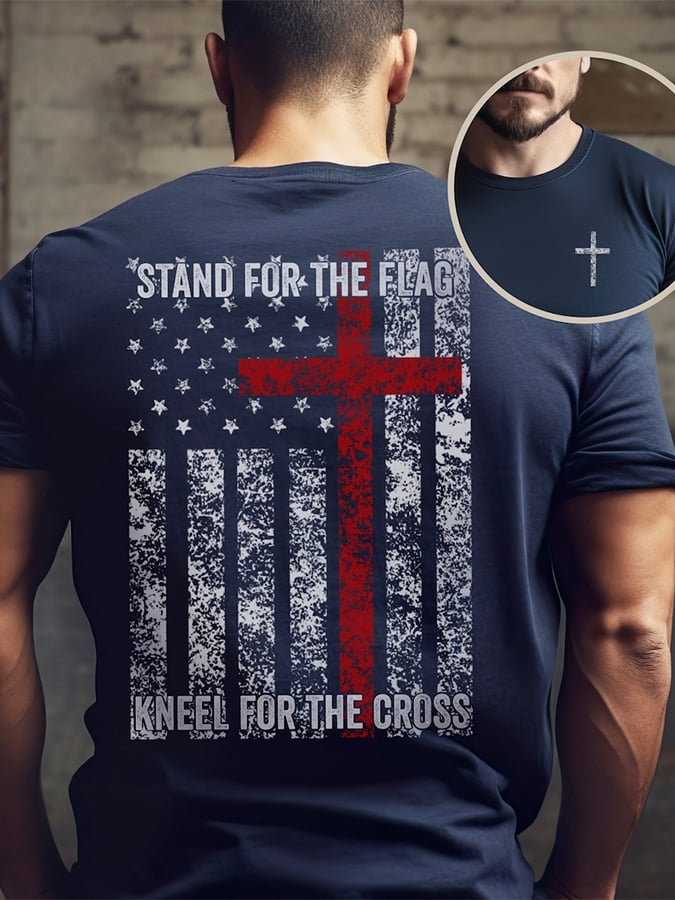 Camiseta informal estampada para hombre con el lema "De pie por la bandera, arrodíllate ante la cruz".