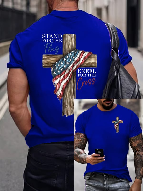 Camiseta informal estampada para hombre con el lema "De pie por la bandera, arrodíllate ante la cruz".