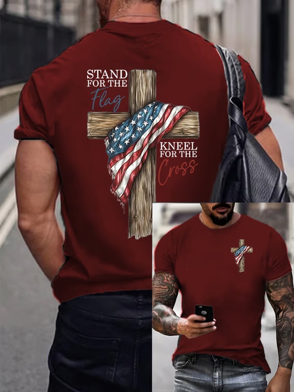 Camiseta informal estampada para hombre con el lema "De pie por la bandera, arrodíllate ante la cruz".
