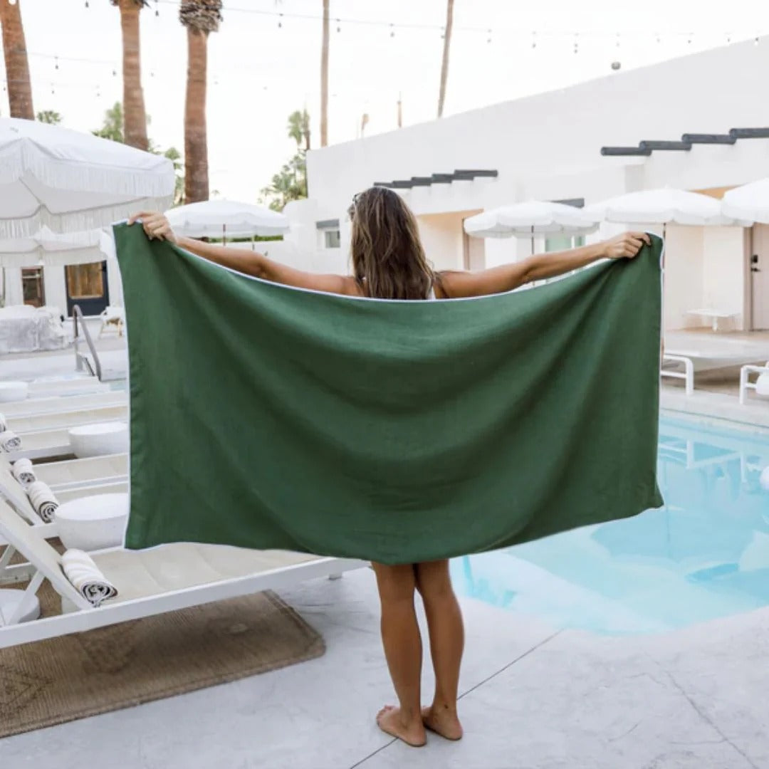 MagSecureTowel™ | Serviette de plage magnétique