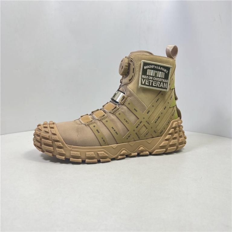 Vatertagsgeschenkbox: Veteranen-Klettabzeichen, hohe Stiefel und Socken