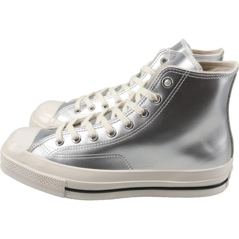 Chucks aus metallisch-silbernem Leder mit eckiger Zehenkappe, exklusiv in New York erhältlich