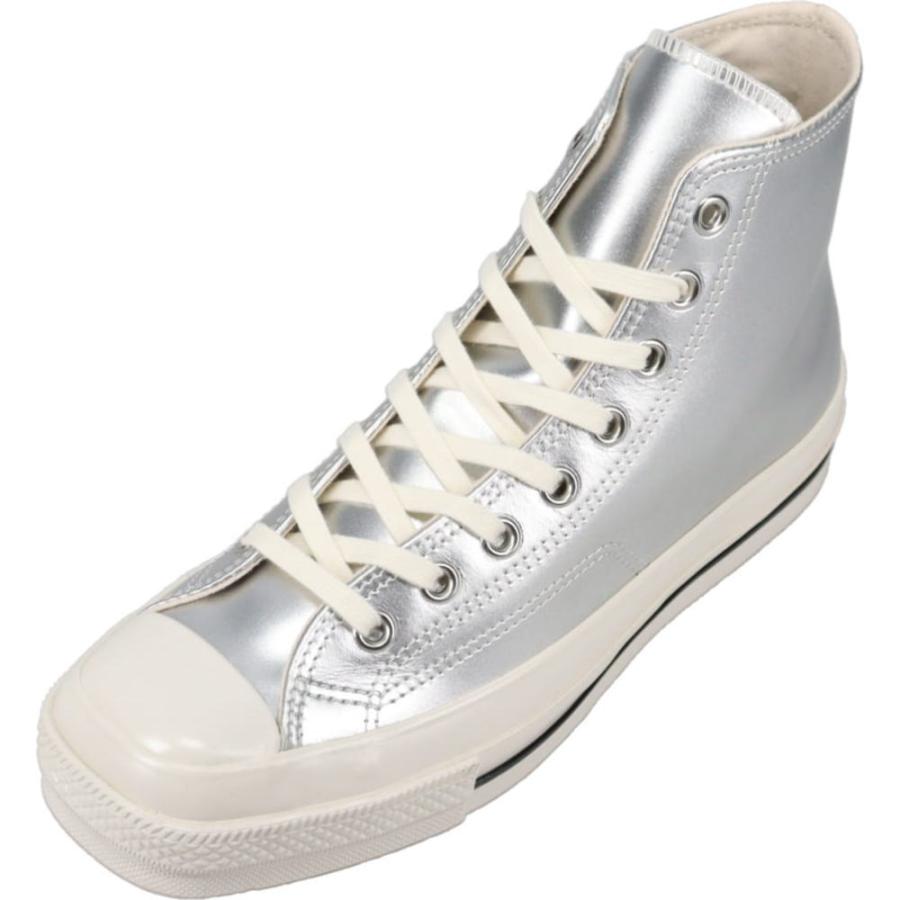 Chucks aus metallisch-silbernem Leder mit eckiger Zehenkappe, exklusiv in New York erhältlich